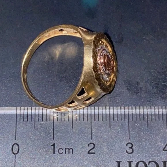 Real 15k Gold Diamond Ring Virgen De Guadalupe Piece Size 10.50 Preowned